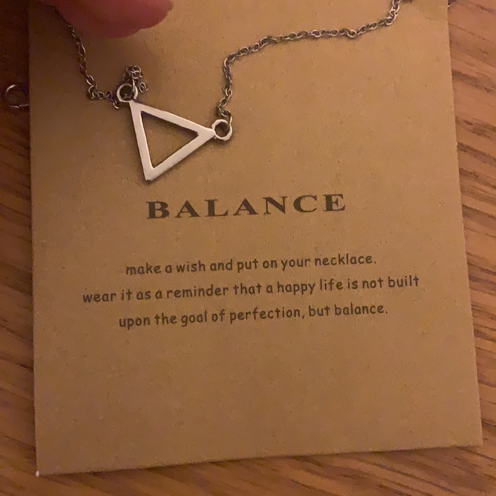 Balance Necklace - Picture 2 of 2